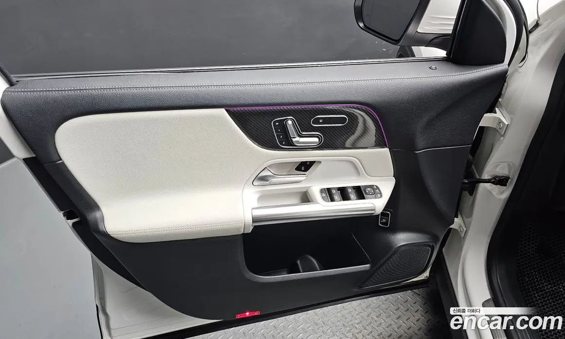 Mercedes-Benz GLA-Class 2020 2.0 автомат (гидро), фото 14