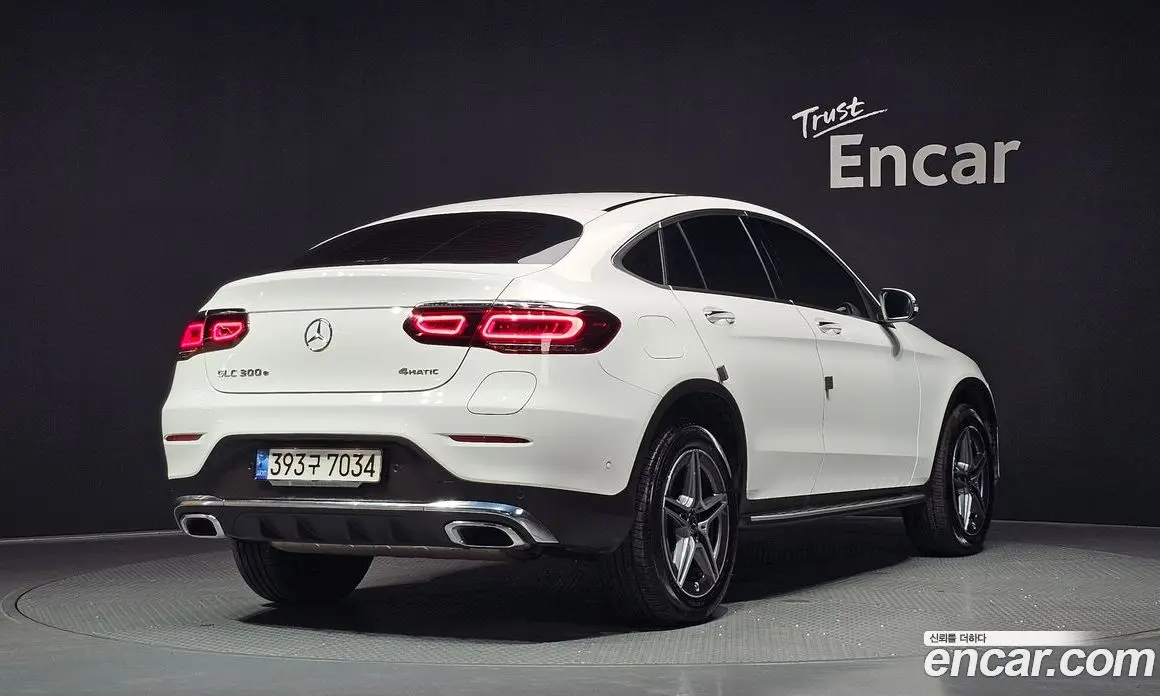 Mercedes-Benz GLC-Class 2022 2.0 автомат (гидро), фото 2 Mercedes-Benz GLC-Class 2022 2.0 автомат (гидро), фото 2
