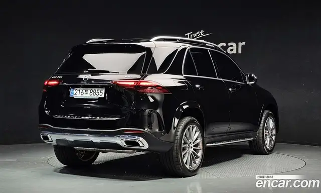 Mercedes-Benz GLE-Class 2025 3.0 автомат (гидро), миниатюра 2