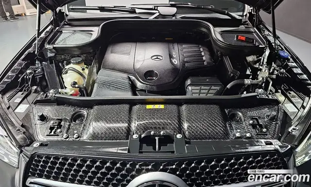 Mercedes-Benz GLE-Class 2025 3.0 автомат (гидро), миниатюра 6
