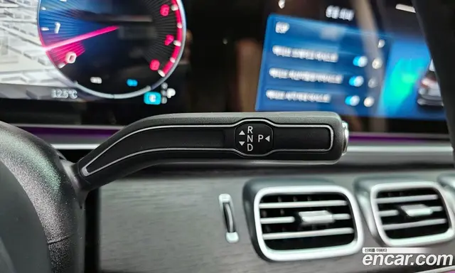 Mercedes-Benz GLE-Class 2025 3.0 автомат (гидро), миниатюра 9