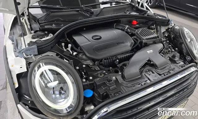 Mini Clubman 2023 1.5 автомат (гидро), миниатюра 6 Mini Clubman 2023 1.5 автомат (гидро), миниатюра 6