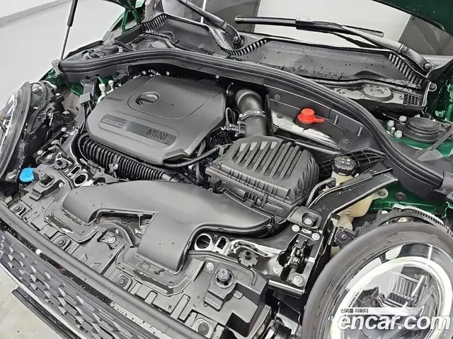 Mini Clubman 2023 2.0 автомат (гидро), миниатюра 5