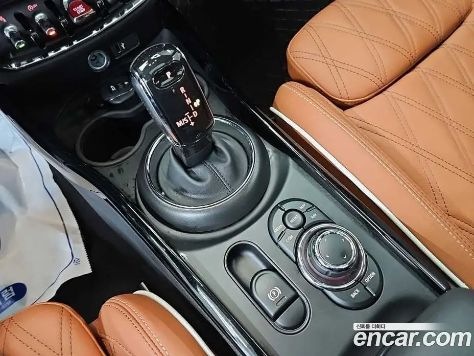 Mini Clubman 2023 2.0 автомат (гидро), фото 8