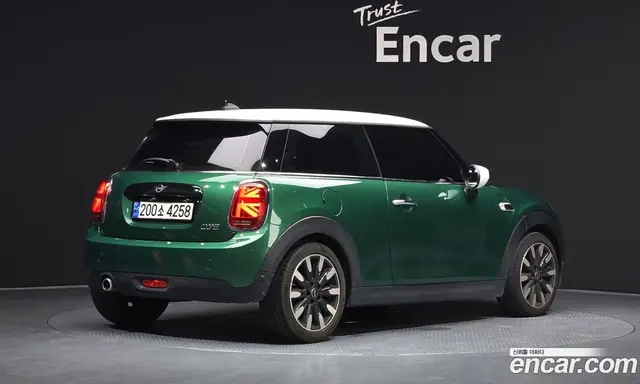 Mini Cooper 2020 1.5 автомат (гидро), миниатюра 2 Mini Cooper 2020 1.5 автомат (гидро), миниатюра 2