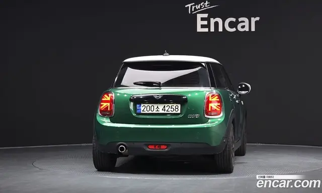 Mini Cooper 2020 1.5 автомат (гидро), миниатюра 4 Mini Cooper 2020 1.5 автомат (гидро), миниатюра 4