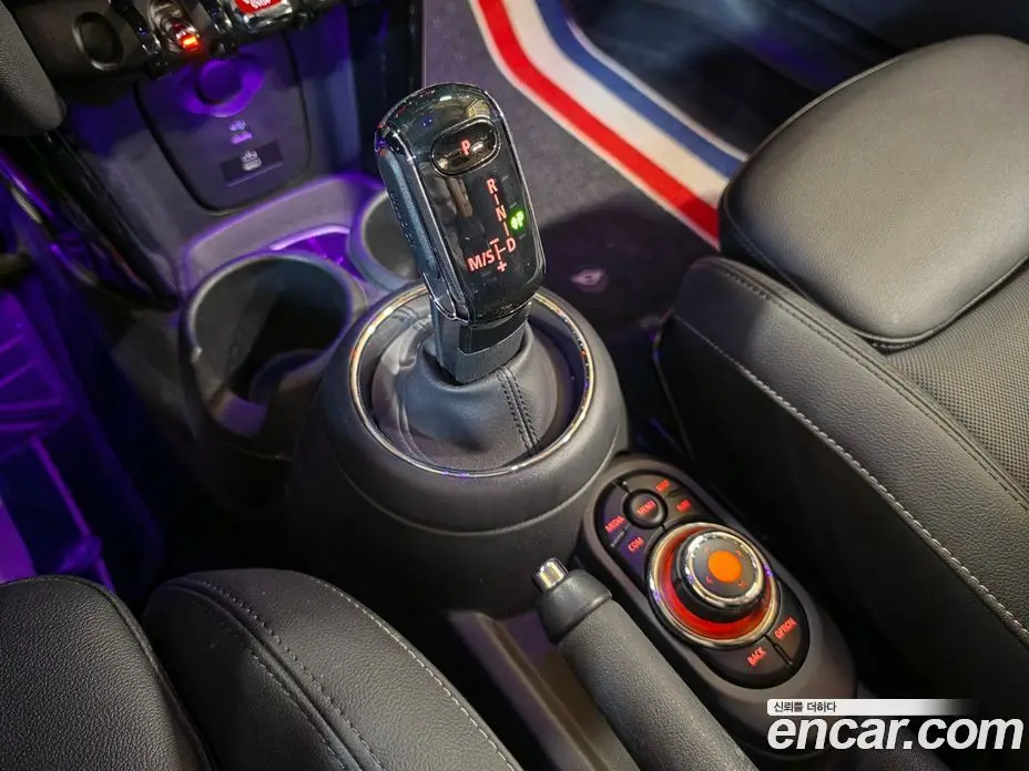 Mini Cooper 2020 1.5 автомат (гидро), фото 15