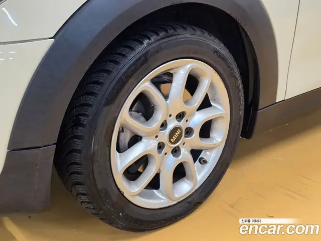 Mini Cooper 2020 1.5 автомат (гидро), миниатюра 3