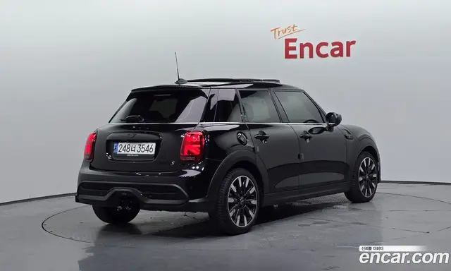 Mini Cooper 2021 2.0 автомат (гидро), миниатюра 2