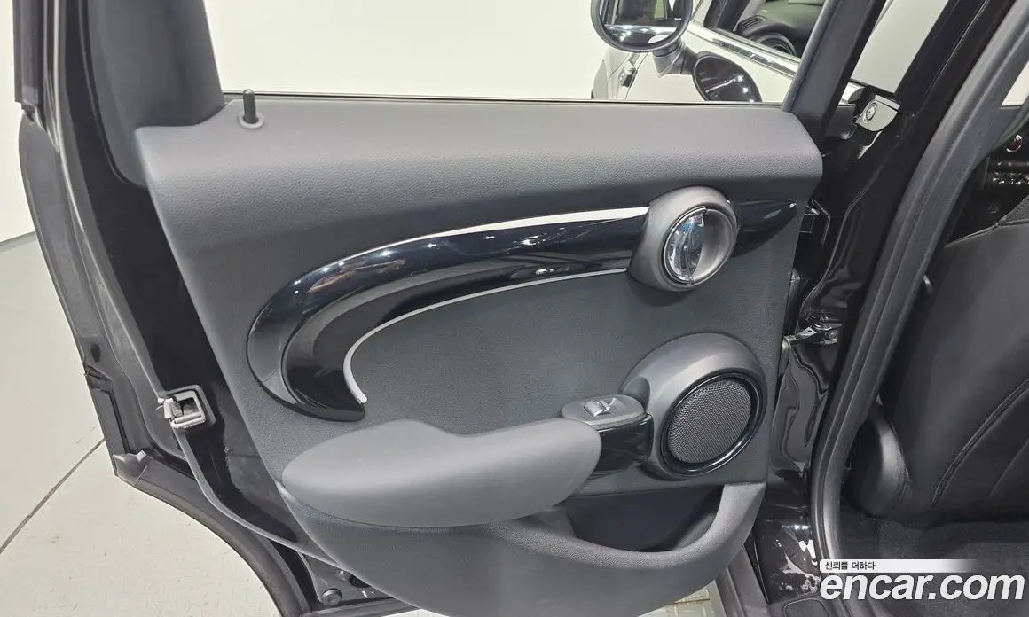Mini Cooper 2021 2.0 автомат (гидро), фото 15