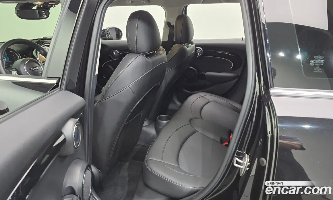 Mini Cooper 2021 2.0 автомат (гидро), фото 17