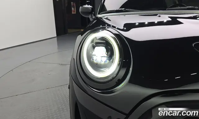 Mini Cooper 2021 2.0 автомат (гидро), миниатюра 8