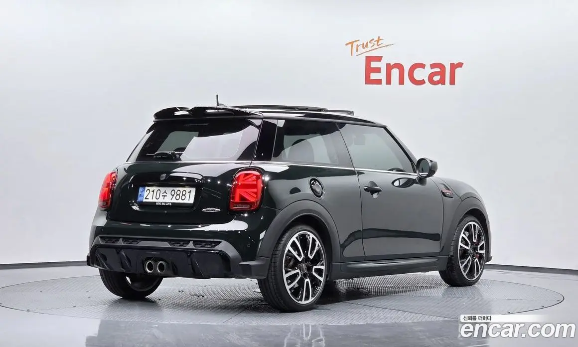Mini Cooper 2022 2.0 автомат (гидро), фото 1 Mini Cooper 2022 2.0 автомат (гидро), фото 1