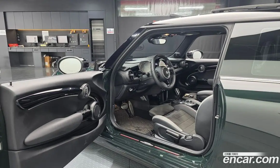 Mini Cooper 2022 2.0 автомат (гидро), фото 12 Mini Cooper 2022 2.0 автомат (гидро), фото 12