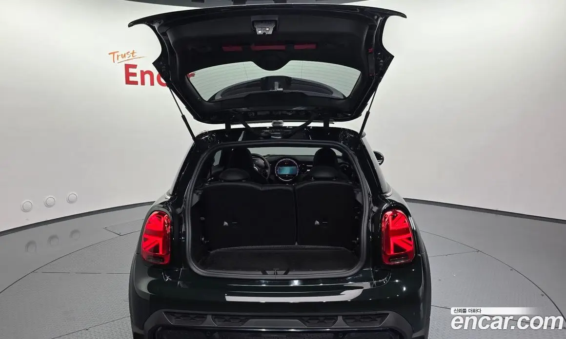 Mini Cooper 2022 2.0 автомат (гидро), фото 32 Mini Cooper 2022 2.0 автомат (гидро), фото 32