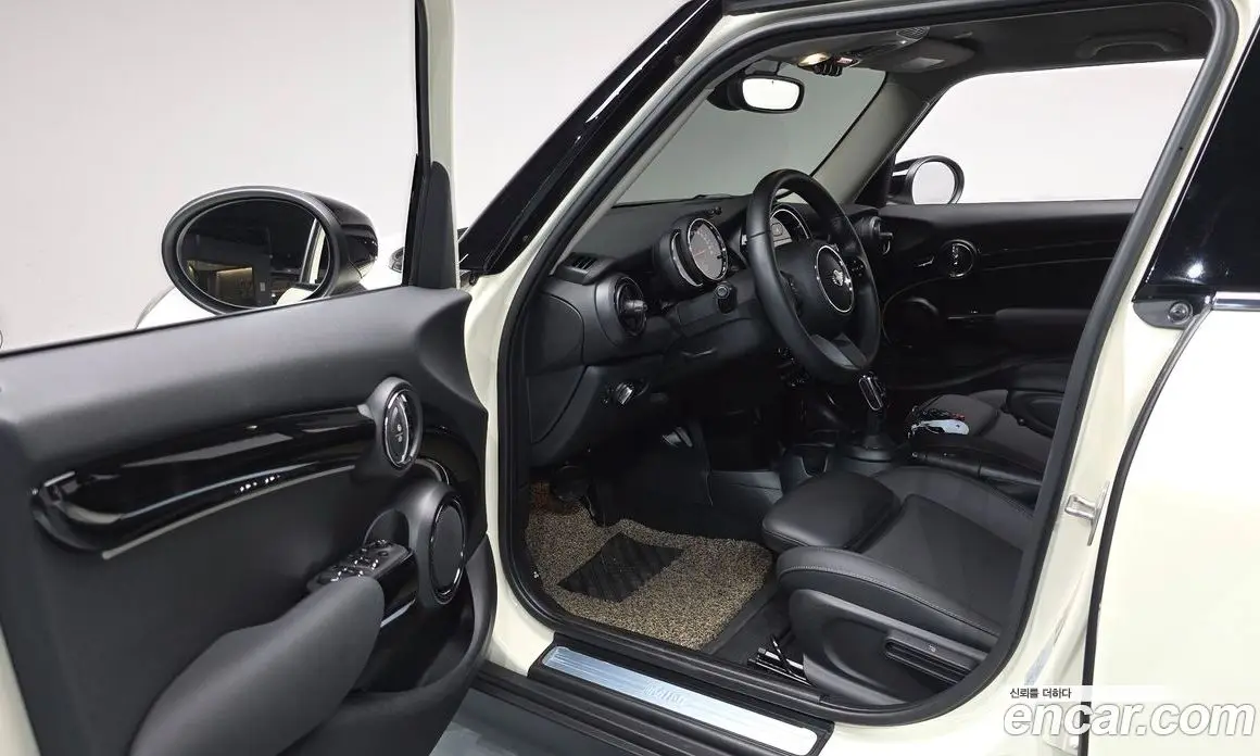 Mini Cooper 2022 1.5 автомат (гидро), фото 12 Mini Cooper 2022 1.5 автомат (гидро), фото 12