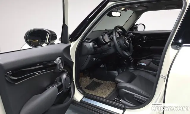 Mini Cooper 2022 1.5 автомат (гидро), миниатюра 12