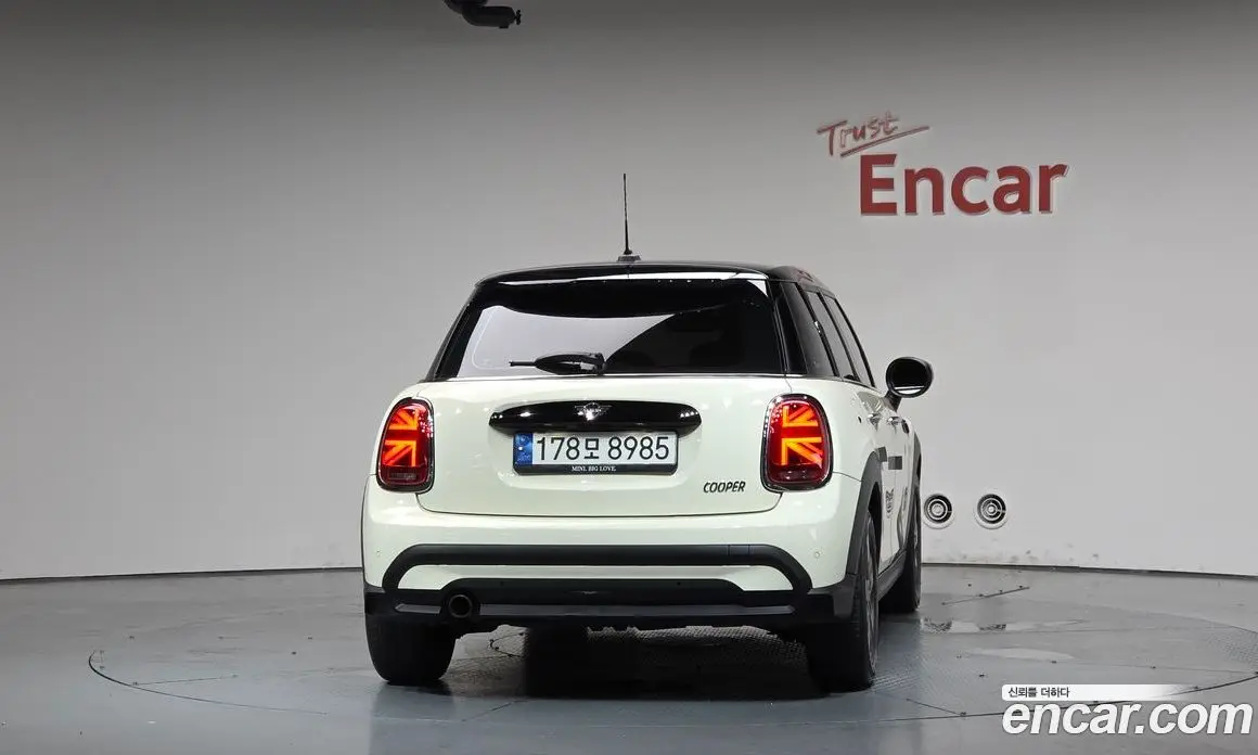 Mini Cooper 2022 1.5 автомат (гидро), фото 3 Mini Cooper 2022 1.5 автомат (гидро), фото 3
