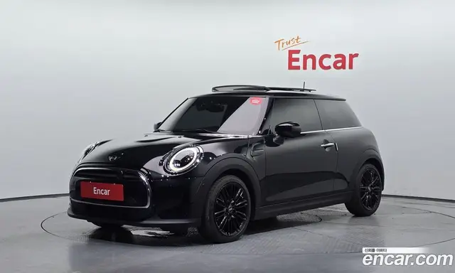Mini Cooper 2024 1.5 автомат (гидро), миниатюра 1
