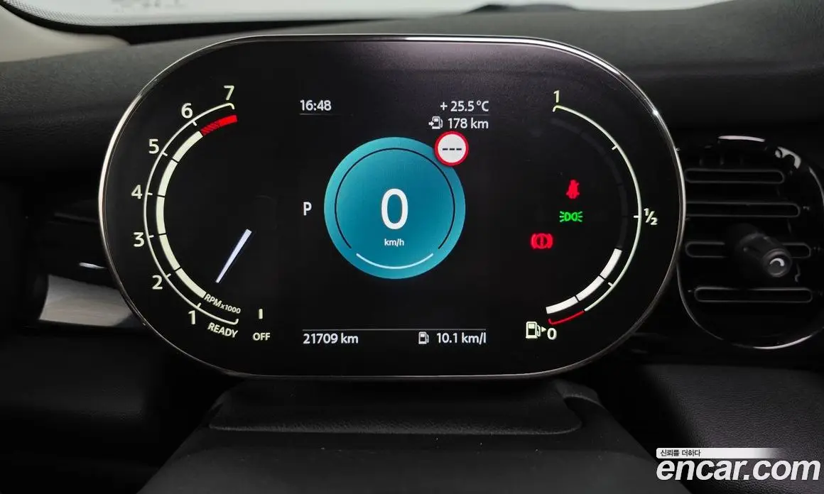 Mini Cooper 2024 1.5 автомат (гидро), фото 11