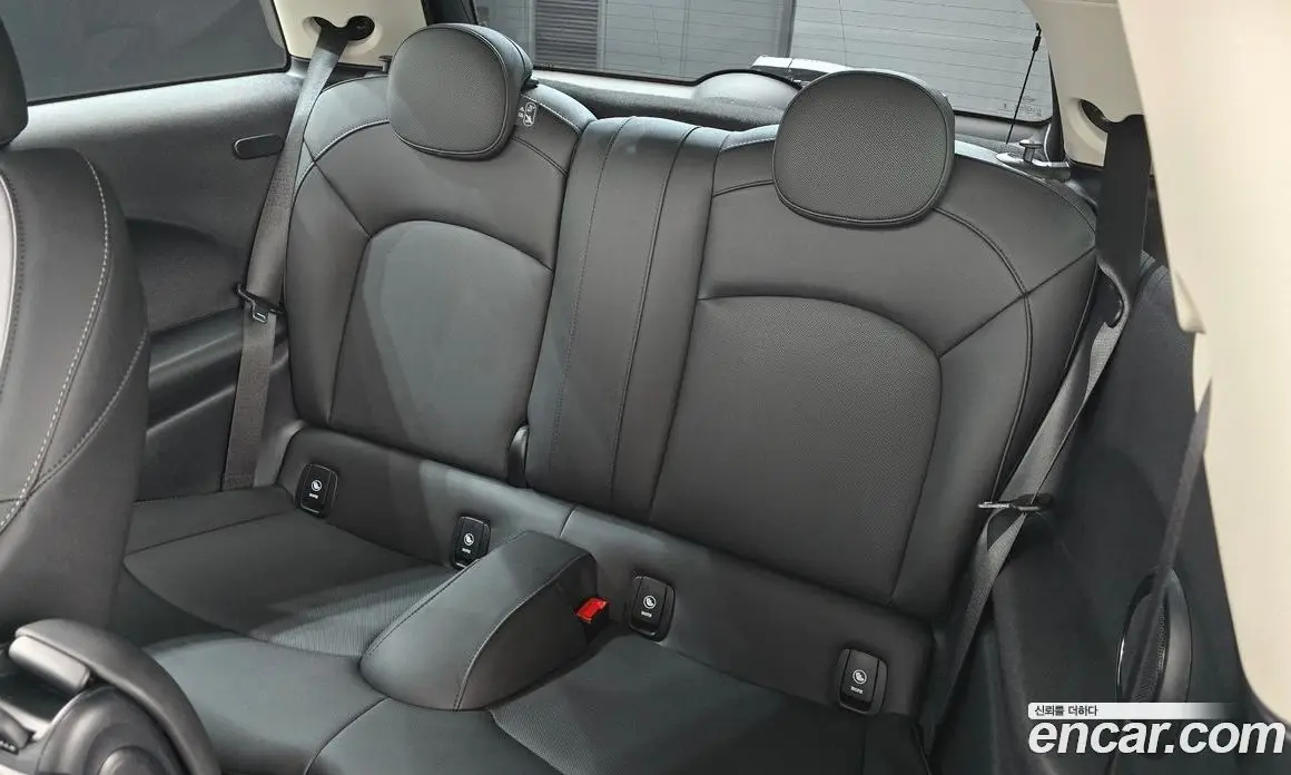 Mini Cooper 2024 1.5 автомат (гидро), фото 17