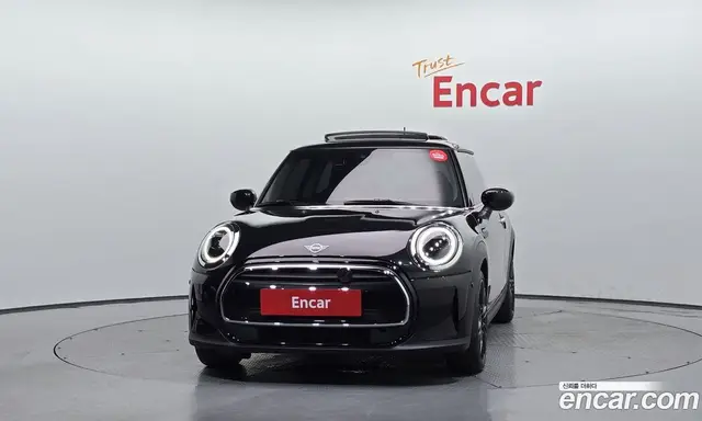 Mini Cooper 2024 1.5 автомат (гидро), миниатюра 3