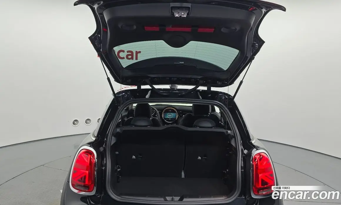 Mini Cooper 2024 1.5 автомат (гидро), фото 24
