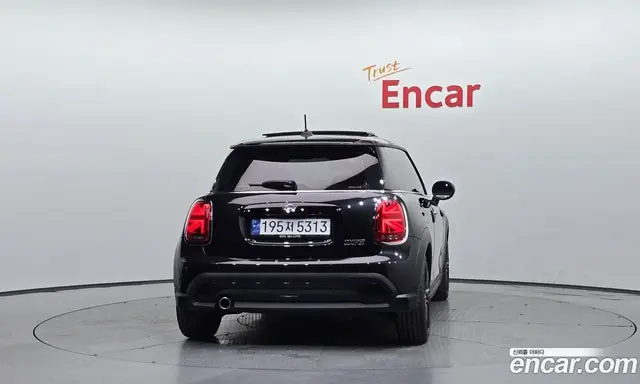 Mini Cooper 2024 1.5 автомат (гидро), миниатюра 4