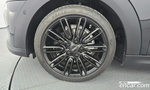 Mini Cooper 2024 1.5 автомат (гидро), миниатюра 5