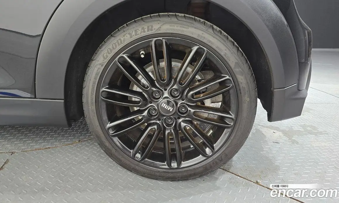 Mini Cooper 2024 1.5 автомат (гидро), фото 7