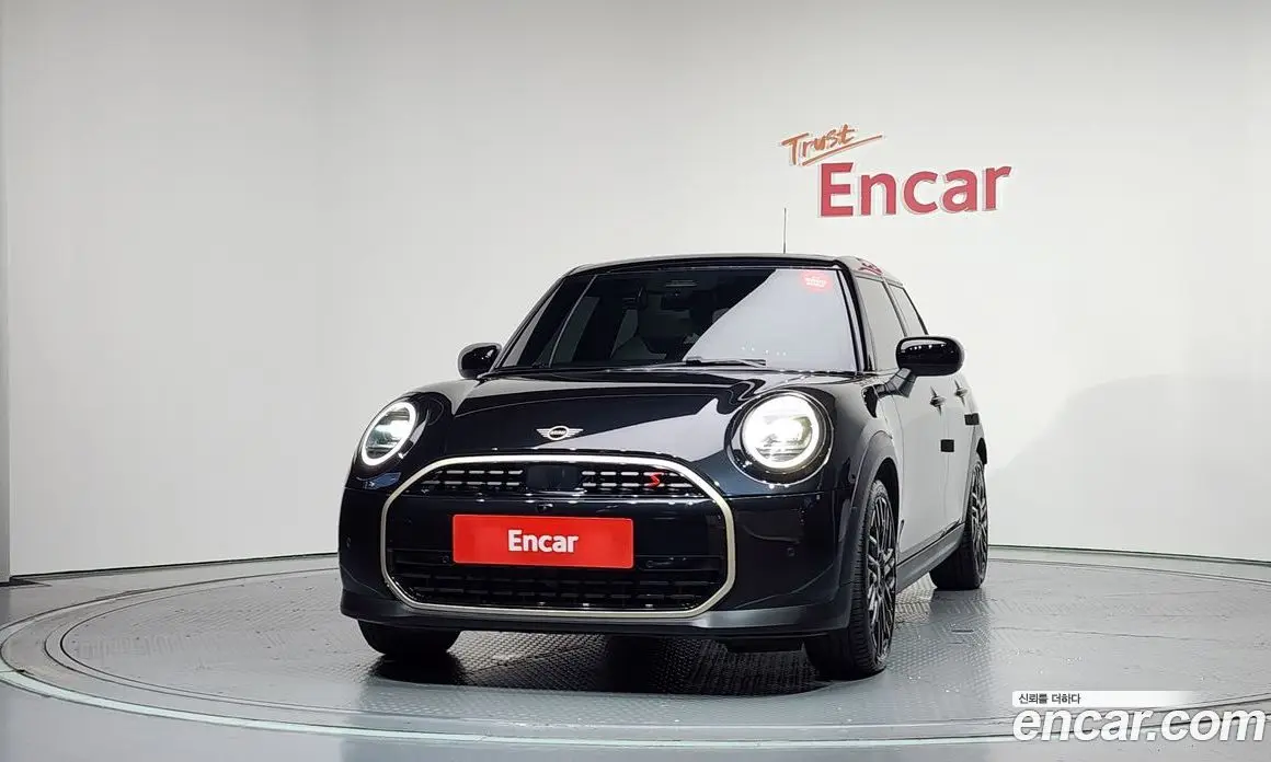Mini Cooper 2025 2.0 автомат (гидро), фото 3
