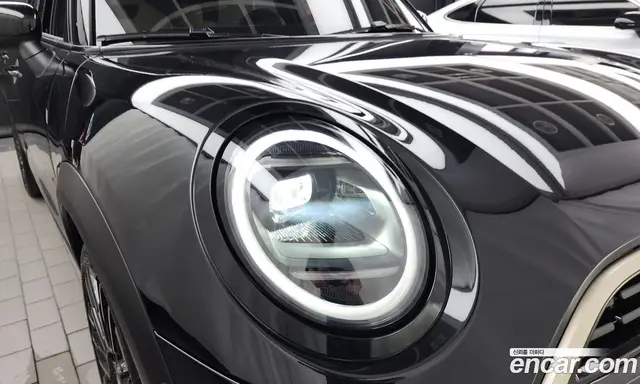 Mini Cooper 2025 2.0 автомат (гидро), миниатюра 8