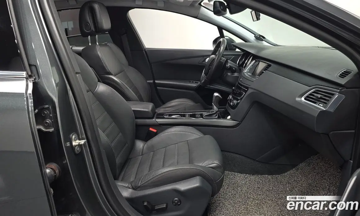 Peugeot 508 2015 1.6 автомат (гидро), фото 11 Peugeot 508 2015 1.6 автомат (гидро), фото 11