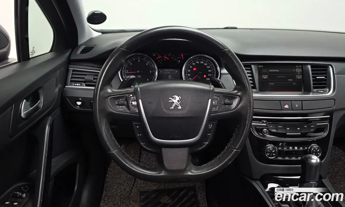 Peugeot 508 2015 1.6 автомат (гидро), фото 13 Peugeot 508 2015 1.6 автомат (гидро), фото 13