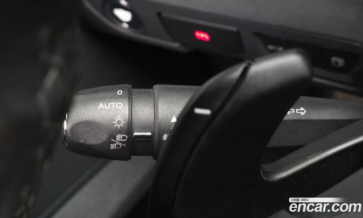 Peugeot 508 2015 1.6 автомат (гидро), фото 17 Peugeot 508 2015 1.6 автомат (гидро), фото 17