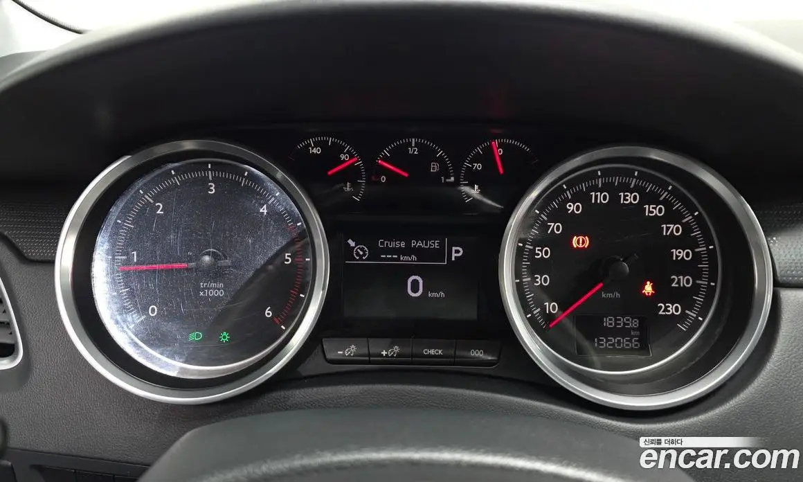 Peugeot 508 2015 1.6 автомат (гидро), фото 8 Peugeot 508 2015 1.6 автомат (гидро), фото 8