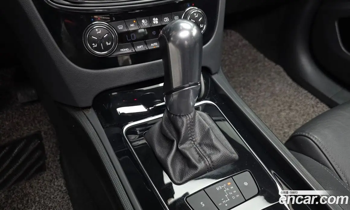 Peugeot 508 2015 1.6 автомат (гидро), фото 9 Peugeot 508 2015 1.6 автомат (гидро), фото 9