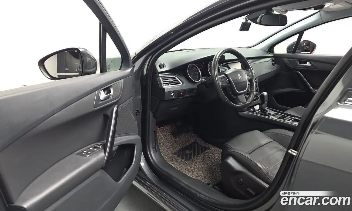 Peugeot 508 2015 1.6 автомат (гидро), фото 10 Peugeot 508 2015 1.6 автомат (гидро), фото 10
