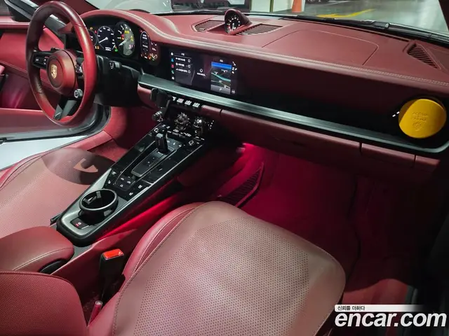 Porsche 911 2023 3.6 автомат (гидро), миниатюра 8 Porsche 911 2023 3.6 автомат (гидро), миниатюра 8