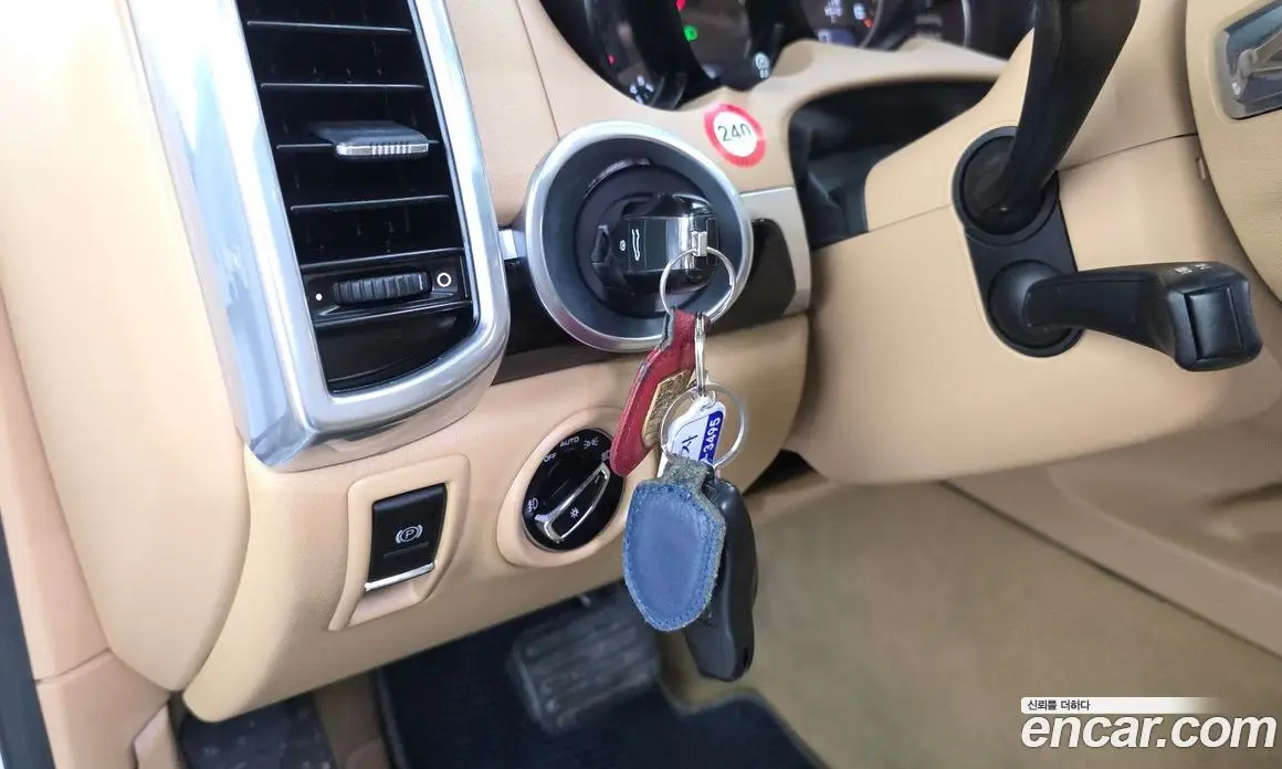 Porsche Cayenne 2015 3.0 автомат (гидро), фото 12 Porsche Cayenne 2015 3.0 автомат (гидро), фото 12