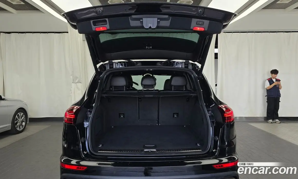 Porsche Cayenne 2017 3.0 автомат (гидро), фото 26 Porsche Cayenne 2017 3.0 автомат (гидро), фото 26