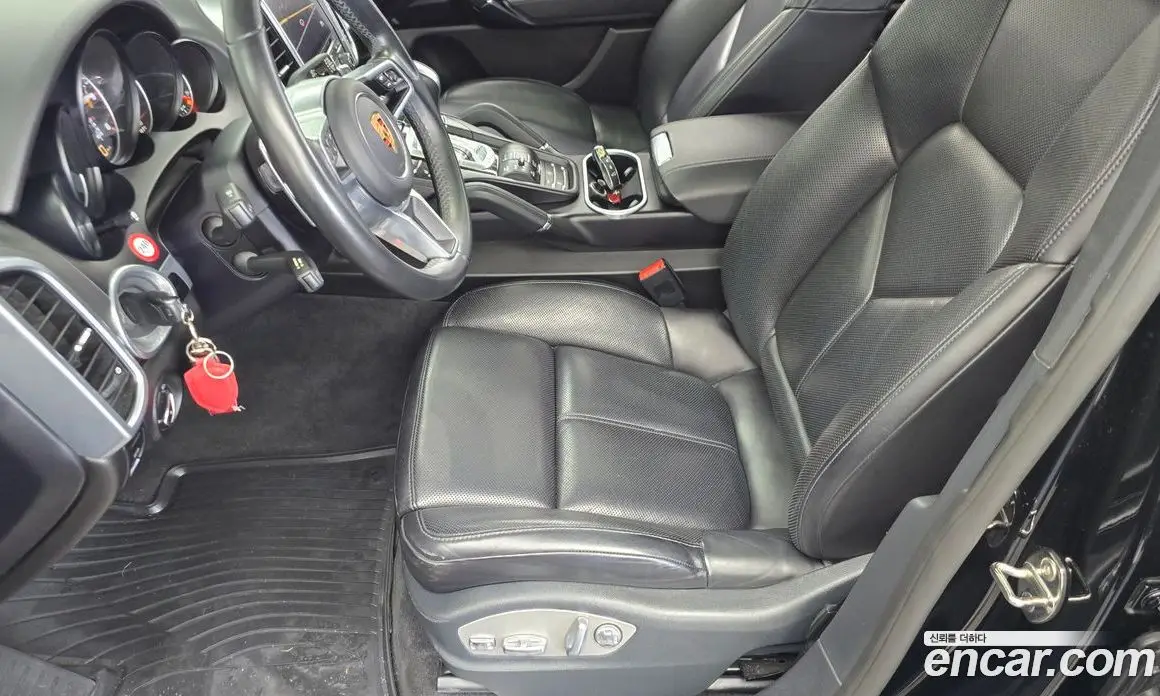 Porsche Cayenne 2017 3.0 автомат (гидро), фото 31 Porsche Cayenne 2017 3.0 автомат (гидро), фото 31