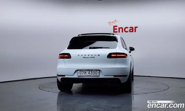 Porsche Macan 2018 3.0 автомат (гидро), миниатюра 4