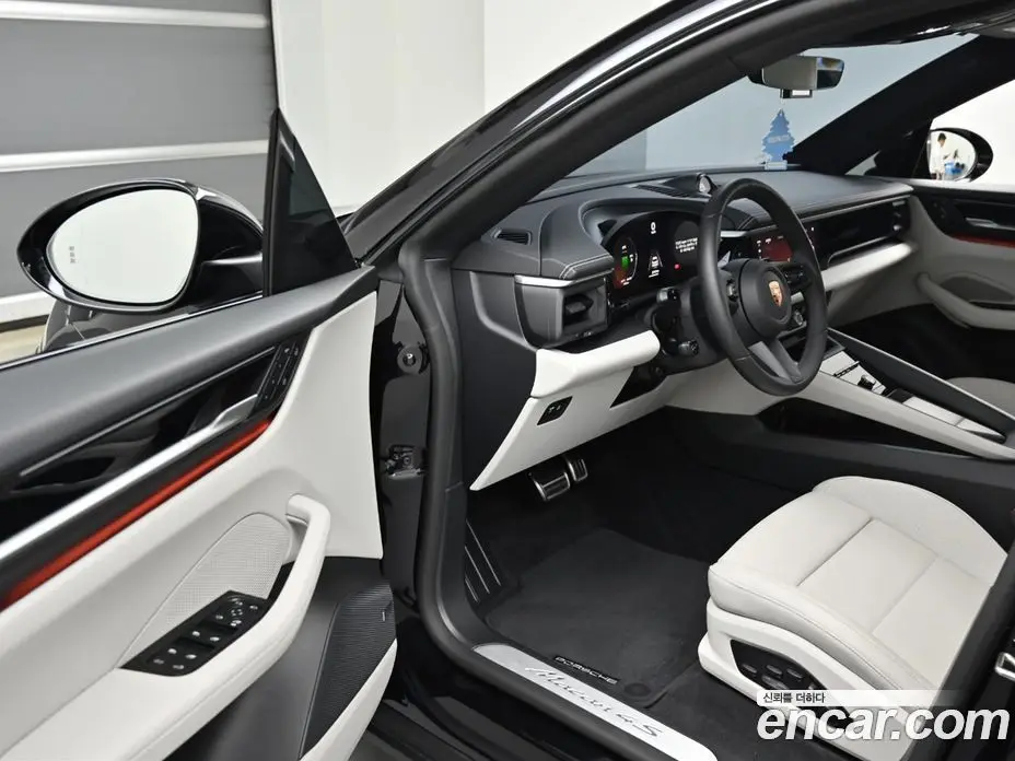 Porsche Macan 2025 автомат (гидро), фото 11 Porsche Macan 2025 автомат (гидро), фото 11