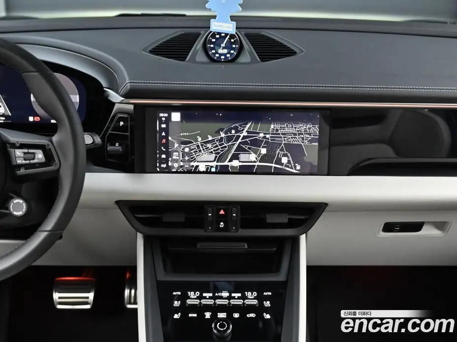Porsche Macan 2025 автомат (гидро), фото 14 Porsche Macan 2025 автомат (гидро), фото 14