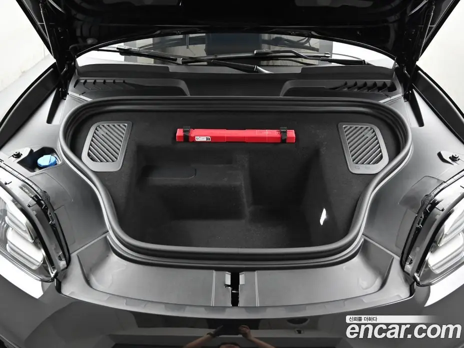 Porsche Macan 2025 автомат (гидро), фото 6 Porsche Macan 2025 автомат (гидро), фото 6