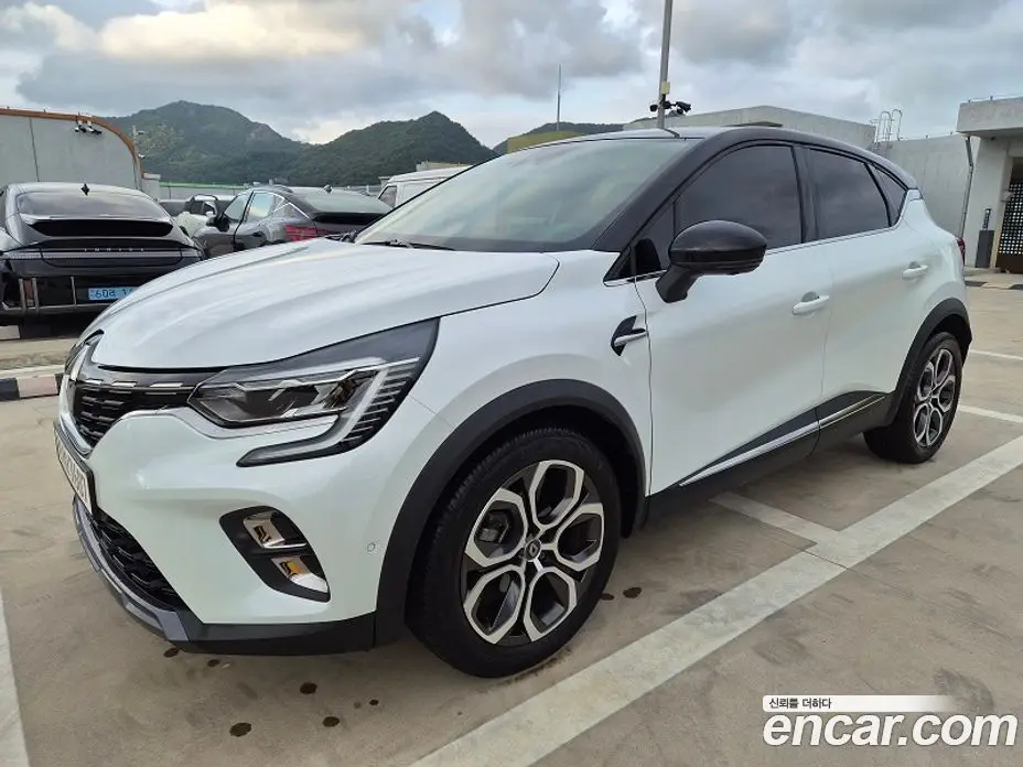 Renault (Samsung) Captur 2021 1.3 автомат (гидро), фото 1 Renault (Samsung) Captur 2021 1.3 автомат (гидро), фото 1