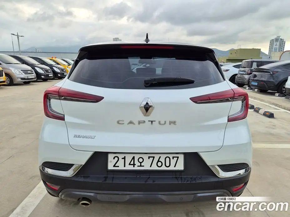 Renault (Samsung) Captur 2021 1.3 автомат (гидро), фото 3 Renault (Samsung) Captur 2021 1.3 автомат (гидро), фото 3