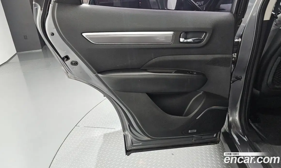 Renault (Samsung) QM6 2017 2.0 автомат (гидро), фото 15 Renault (Samsung) QM6 2017 2.0 автомат (гидро), фото 15