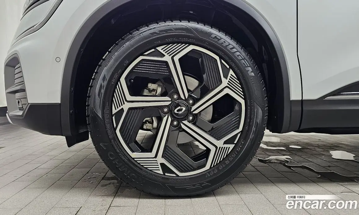 Renault (Samsung) QM6 2023 2.0 автомат (гидро), фото 5 Renault (Samsung) QM6 2023 2.0 автомат (гидро), фото 5